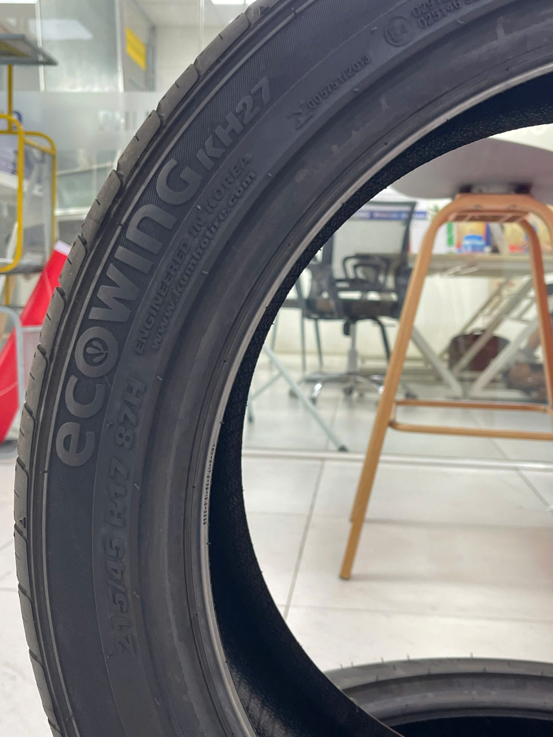 Kumho 215/45R17 87H ECOWING KH27 - Việt Nam - Ảnh 3
