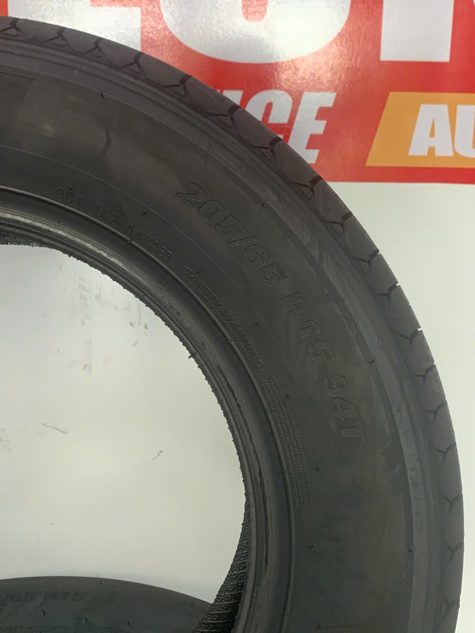 Kumho 205/65R15 94T SUPER MILE TX61 - Việt Nam - Ảnh 4